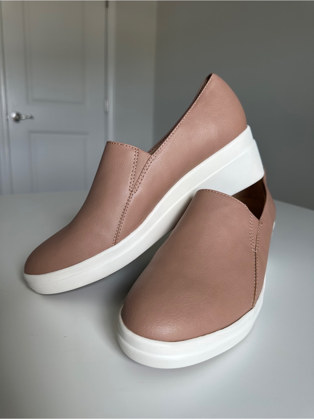 🤎 Naturalizer Sandra Wedge Slip-On Shoes – Size 8M - Picture 4 of 14
